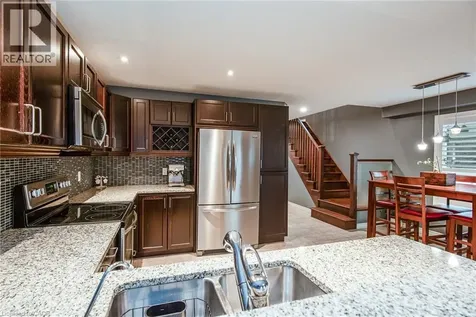 105 Captain Mccallum Drive New Hamburg ON N3A 0B5