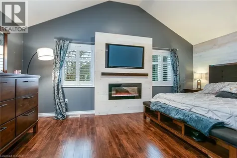 105 Captain Mccallum Drive New Hamburg ON N3A 0B5