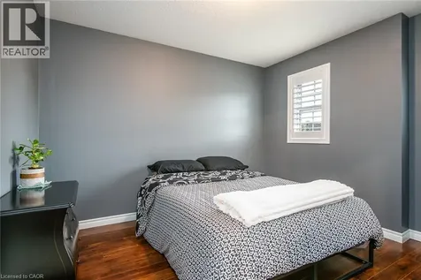 105 Captain Mccallum Drive New Hamburg ON N3A 0B5