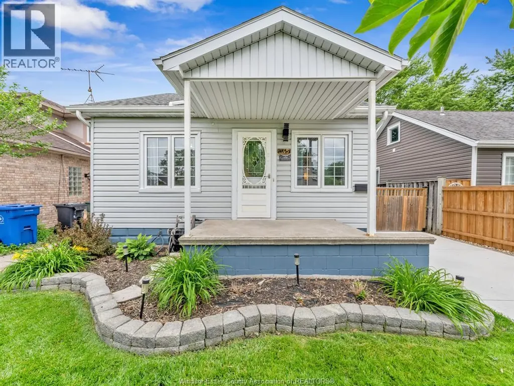 345 Frank Avenue Windsor ON N8S 3N9