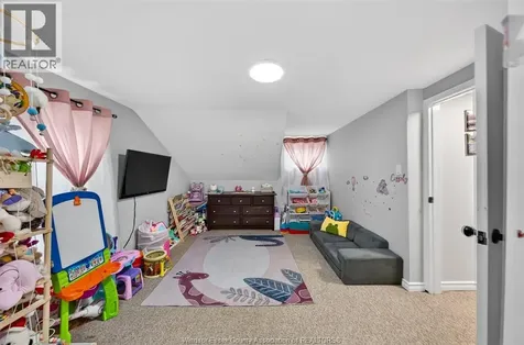 345 Frank Avenue Windsor ON N8S 3N9