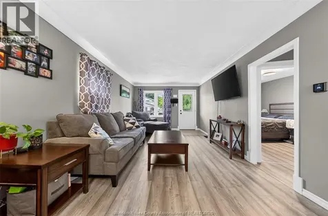 345 Frank Avenue Windsor ON N8S 3N9