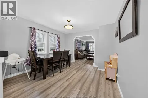 345 Frank Avenue Windsor ON N8S 3N9