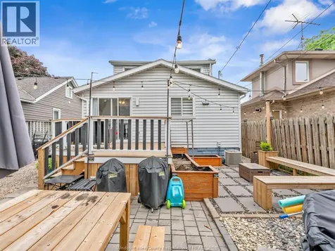 345 Frank Avenue Windsor ON N8S 3N9