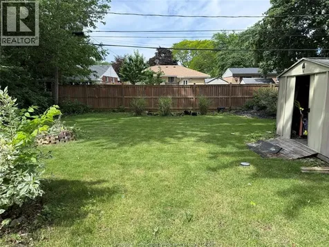 1275 Belleperche Place Windsor ON N8S 3C4