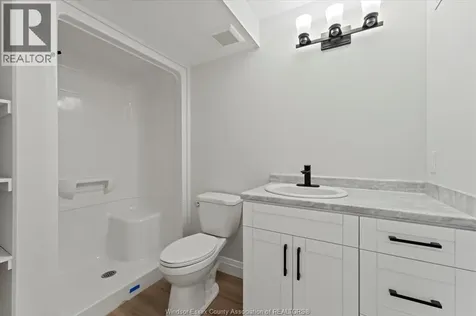 1814 Meighen Windsor ON N8W 1H2