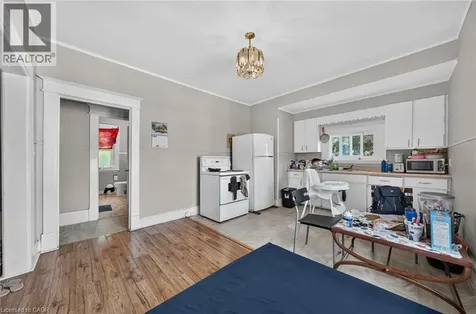 126 Chatham Street Brantford ON N3S 4G4