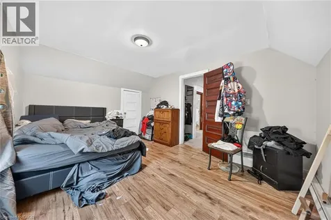 126 Chatham Street Brantford ON N3S 4G4