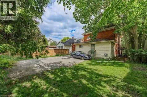 126 Chatham Street Brantford ON N3S 4G4