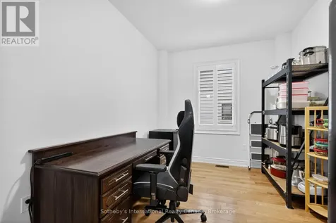 5 Middleton Drive Wasaga Beach ON L9Z 0L1