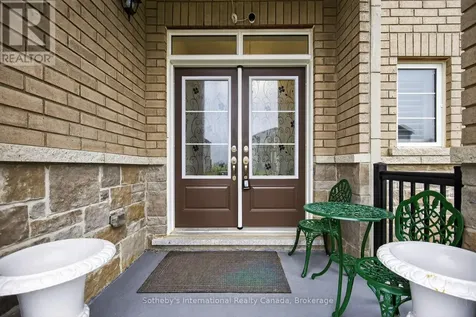 5 Middleton Drive Wasaga Beach ON L9Z 0L1