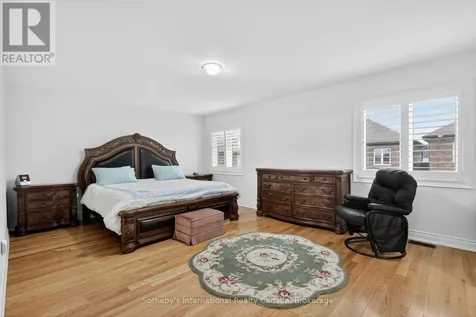 5 Middleton Drive Wasaga Beach ON L9Z 0L1