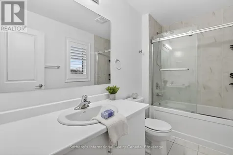 5 Middleton Drive Wasaga Beach ON L9Z 0L1