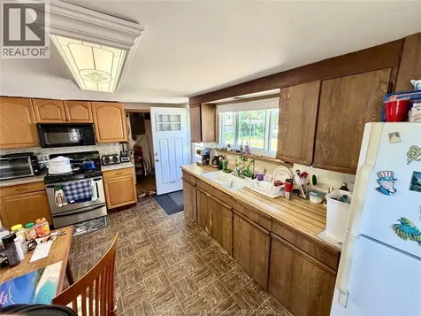 1041 Heritage Road Kingsville ON N9Y 2E6