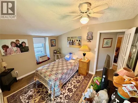 1041 Heritage Road Kingsville ON N9Y 2E6