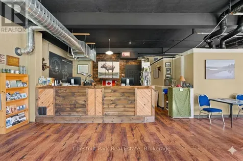 1734 Highway 518 E Highway Kearney ON P0A 1M0