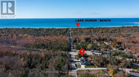 611 Sixth Street North South Bruce Peninsula ON N0H 2G0