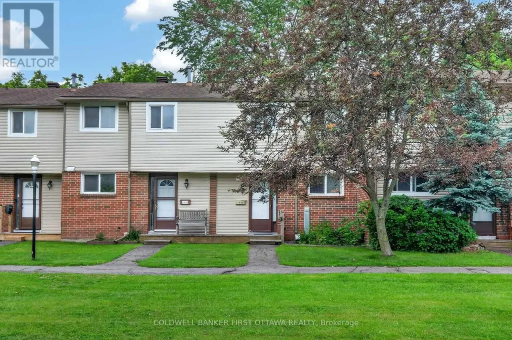 1444 Palmerston Drive Ottawa ON K1J 8P1