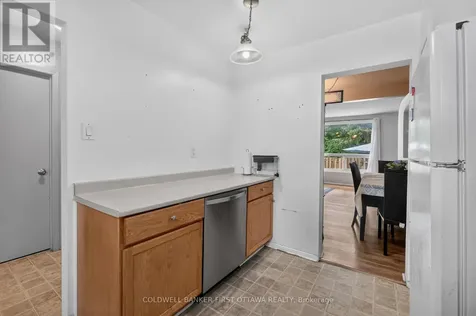 1444 Palmerston Drive Ottawa ON K1J 8P1