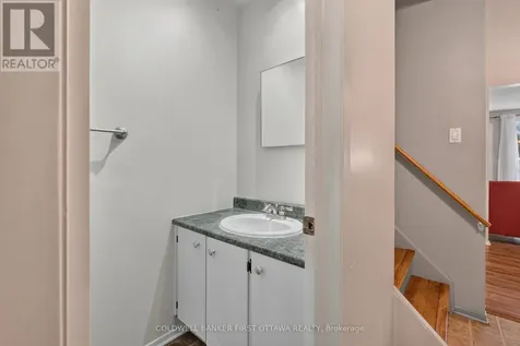 1444 Palmerston Drive Ottawa ON K1J 8P1