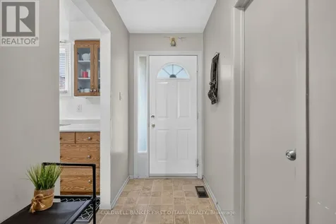 1444 Palmerston Drive Ottawa ON K1J 8P1