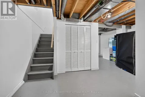1444 Palmerston Drive Ottawa ON K1J 8P1