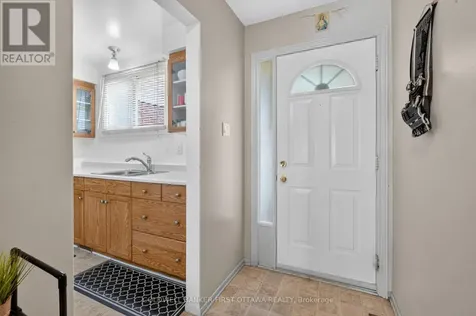 1444 Palmerston Drive Ottawa ON K1J 8P1