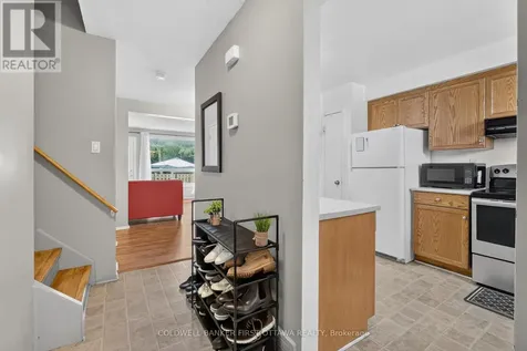 1444 Palmerston Drive Ottawa ON K1J 8P1