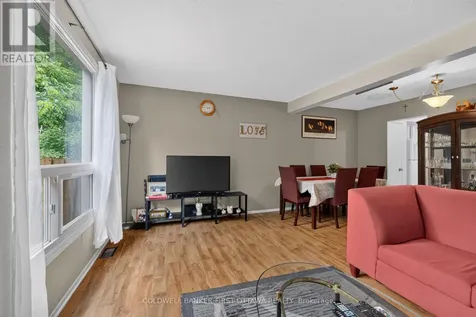1444 Palmerston Drive Ottawa ON K1J 8P1