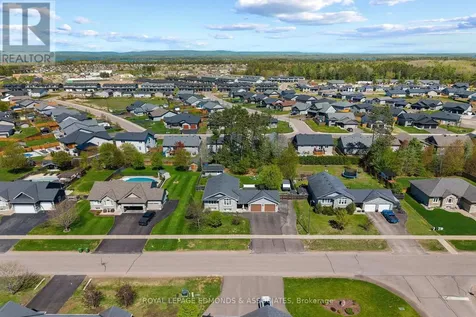 51 Bedard Boulevard Petawawa ON K8H 0B7