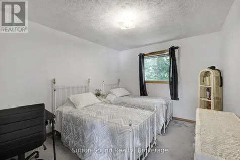 460 8th Avenue East Owen Sound ON N4K 6S8