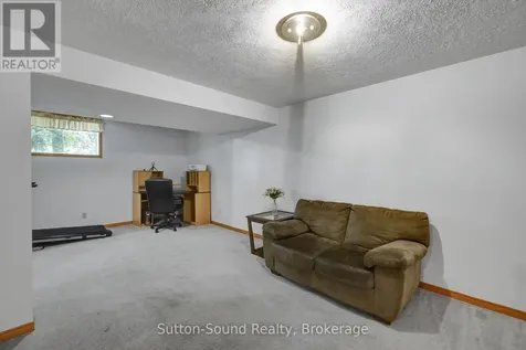 460 8th Avenue East Owen Sound ON N4K 6S8