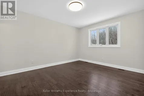 62 Rue Vanier Tiny ON L9M 0J2