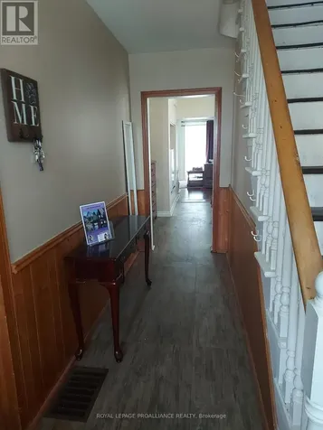 739 Edward Street Prescott ON K0E 1T0