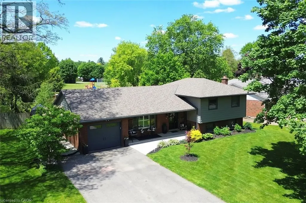 8 Sheridan Boulevard Simcoe ON N3Y 4W4
