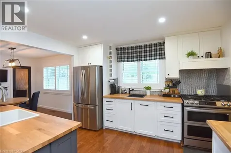 8 Sheridan Boulevard Simcoe ON N3Y 4W4