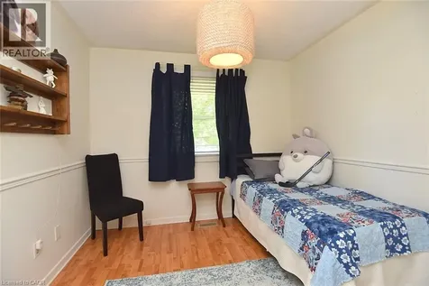 8 Sheridan Boulevard Simcoe ON N3Y 4W4