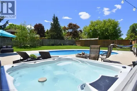 8 Sheridan Boulevard Simcoe ON N3Y 4W4