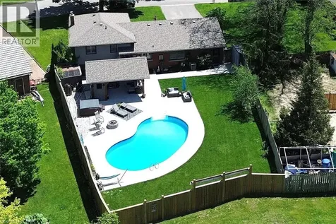 8 Sheridan Boulevard Simcoe ON N3Y 4W4