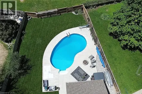 8 Sheridan Boulevard Simcoe ON N3Y 4W4