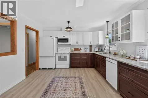 1804 St. Anne Street Tecumseh ON N8N 1V4