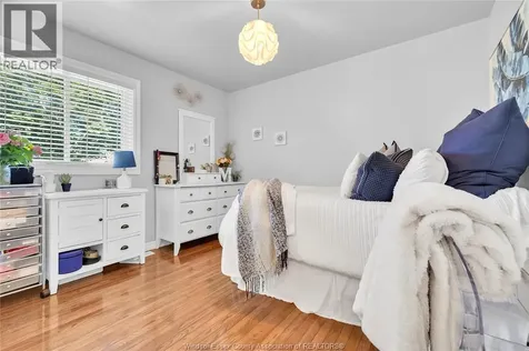 112 Fay Court Lakeshore ON N8L 0K9