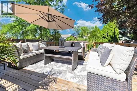 112 Fay Court Lakeshore ON N8L 0K9