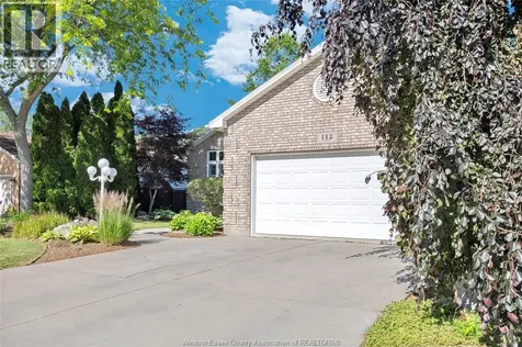 112 Fay Court Lakeshore ON N8L 0K9
