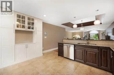 3998 Cosenza Street Windsor ON N9G 0A5