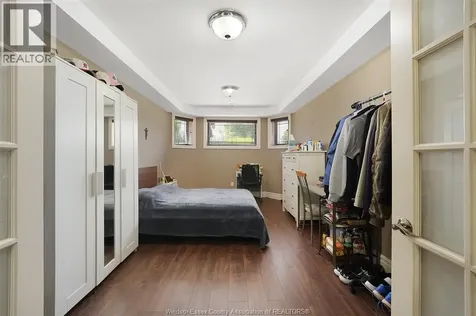 3998 Cosenza Street Windsor ON N9G 0A5