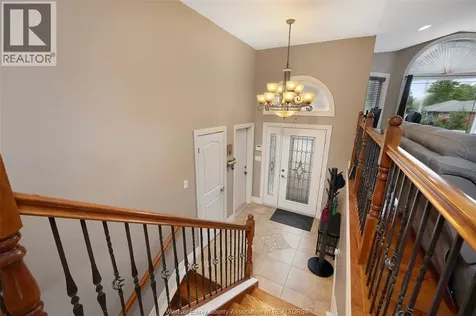 3998 Cosenza Street Windsor ON N9G 0A5