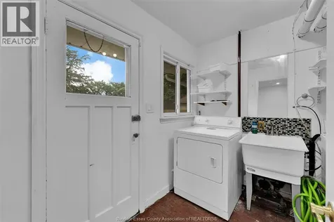2032 Ford Boulevard Windsor ON N8T 2E7