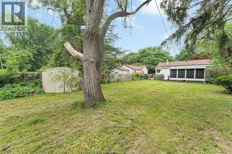2032 Ford Boulevard Windsor ON N8T 2E7