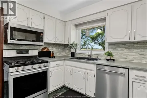 224 West Pike Creek Lakeshore ON N8N 2L9